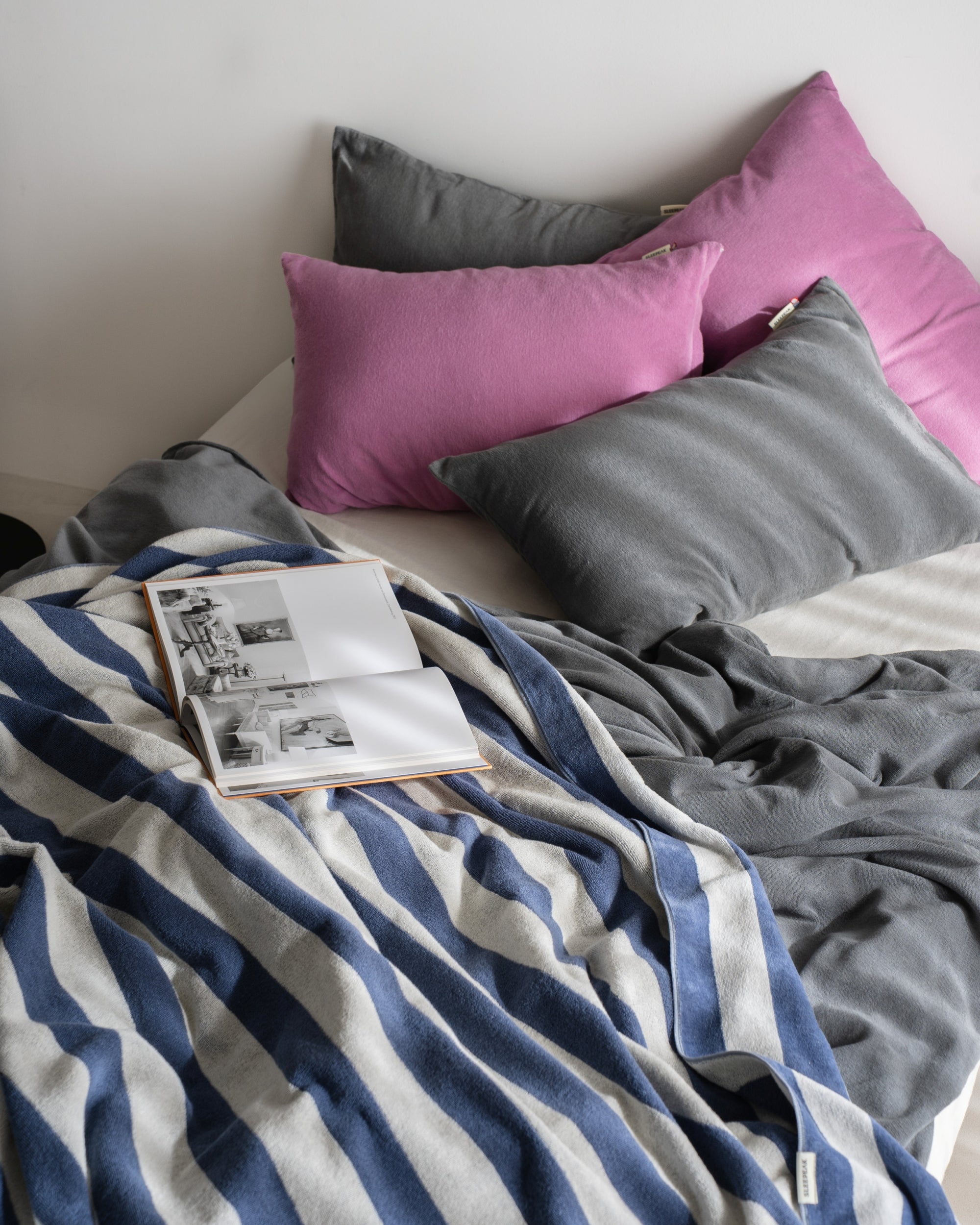 Imabari Towel Stripe Blanket Midnight Blue and Pearl White Stripes