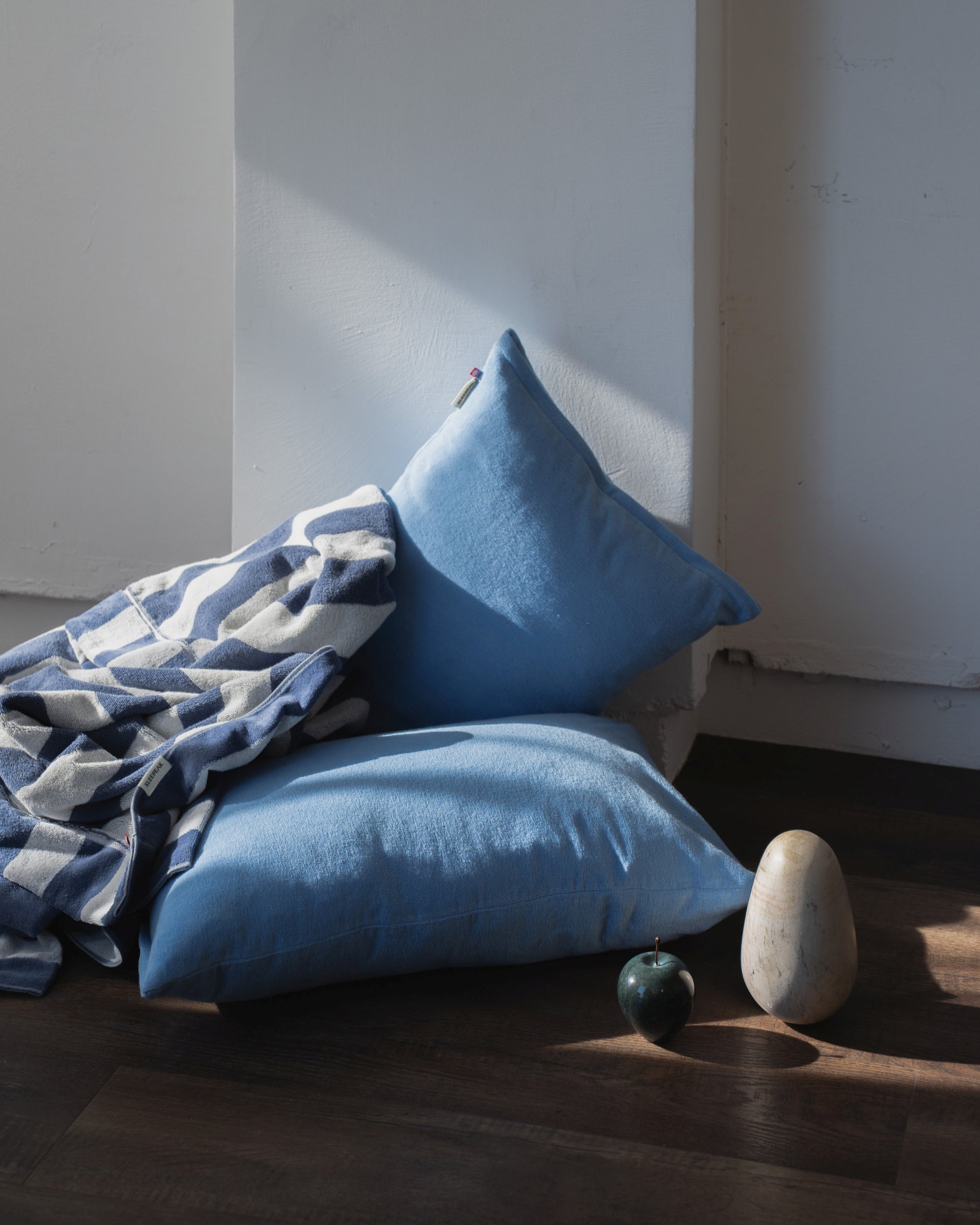 Imabari Towel Stripe Blanket Midnight Blue and Pearl White Stripes